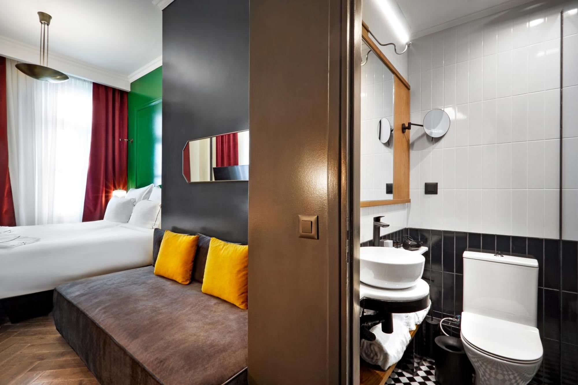 Hotel Soho Athinas 60 Atene Esterno foto